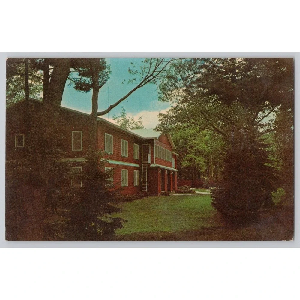 POSTCARD Prudenville Michigan The Lodge at Johnson's Rustic Resort Left‎ c1950s